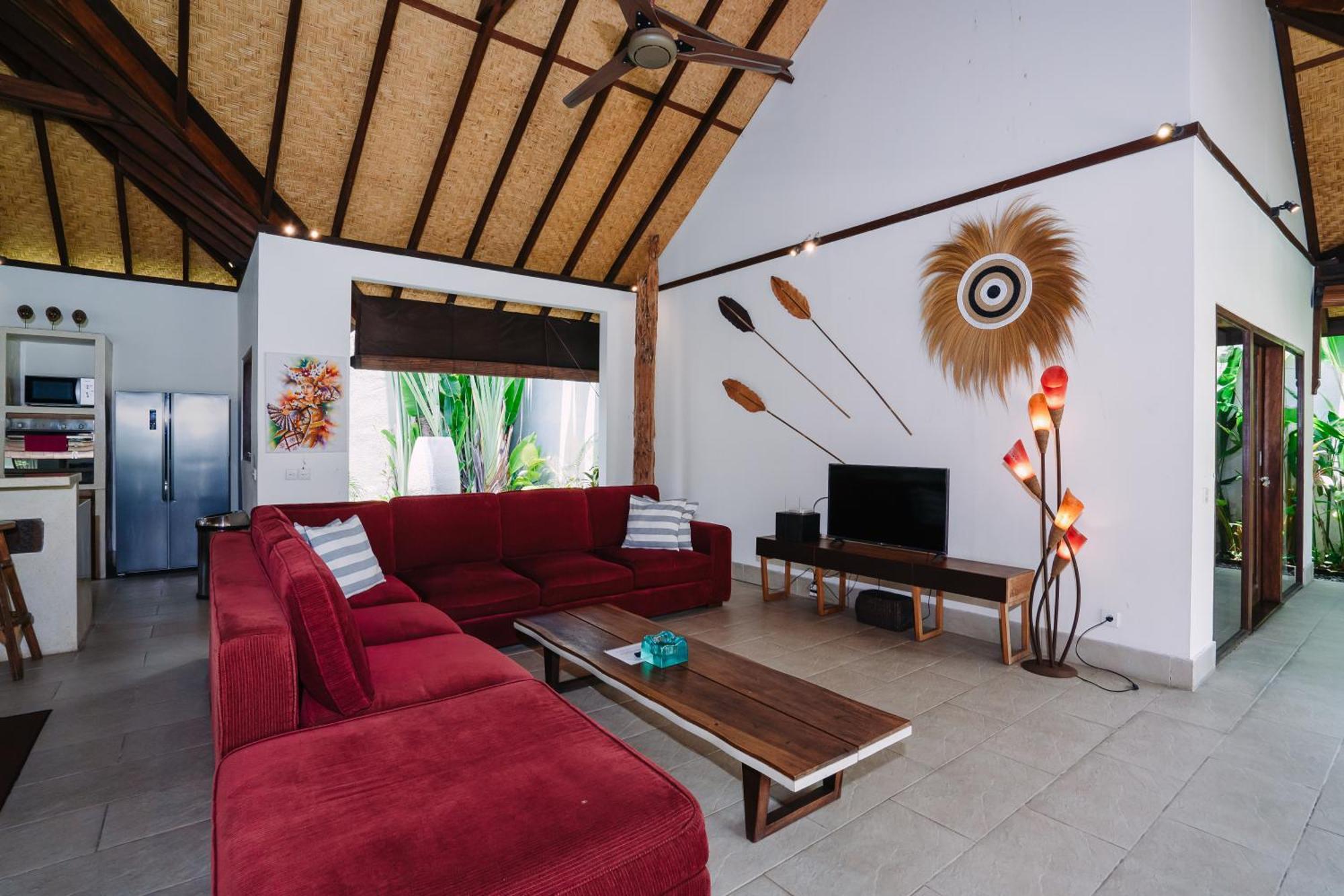 Cira - 5 Bedrooms Private Next To * Seminyak (Bali)