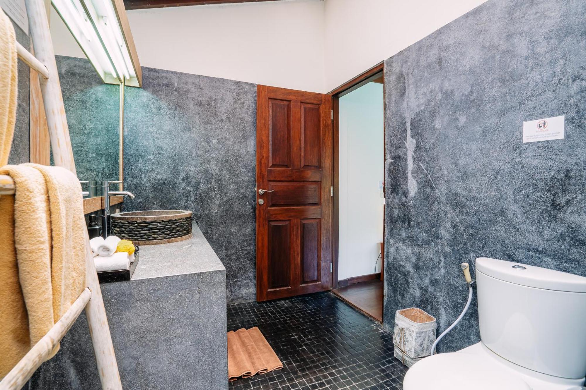 Cira - 5 Bedrooms Private Next To Villa *